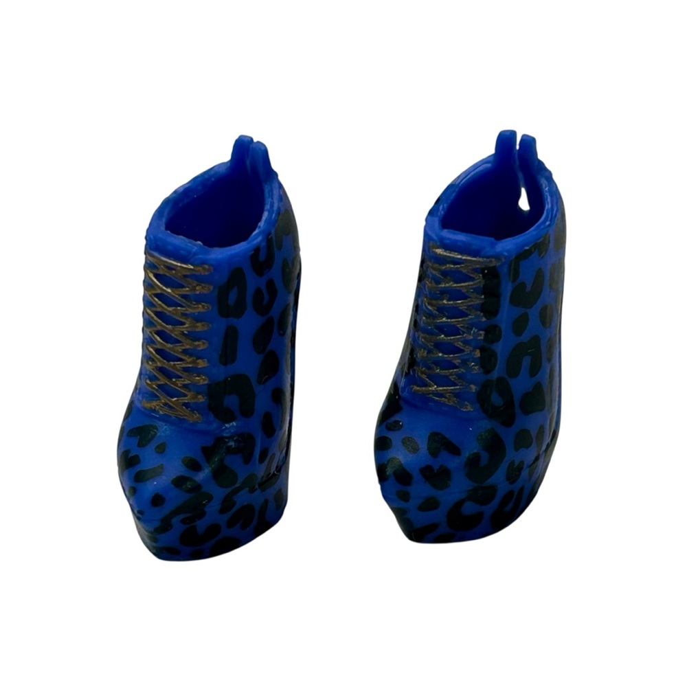 LOL Surprise Doll OMG Shoes Ferocious Remix The Super Sonix Blue Booties Heels
